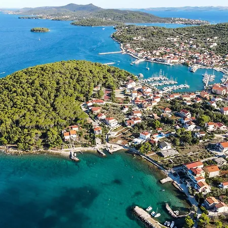 Prázdninový dům Seaside House For Families With Children Kukljica, Ugljan - 17930 *