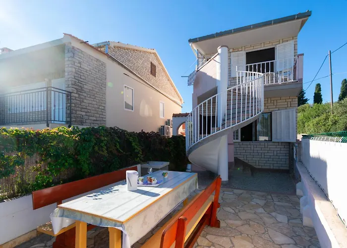 Prázdninový dům Seaside House For Families With Children Kukljica, Ugljan - 17930 Kukljica