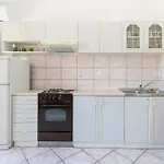 בית נופש Seaside House For Families With Children Kukljica, Ugljan - 17930 *